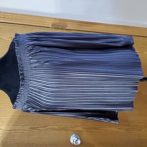 Banana republic NWT off shoulder pleated satiny dark plum blouse